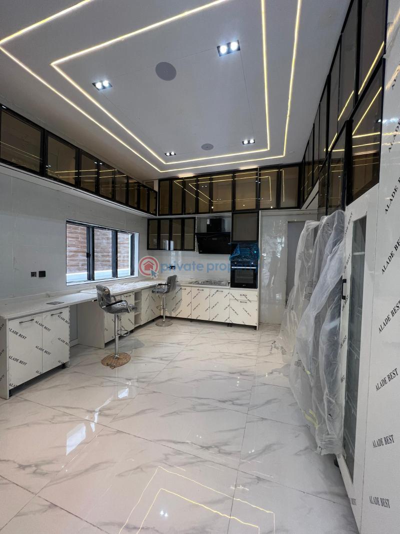 5 bedroom Detached Duplex For Sale Chevron Drive Lekki Lagos - 2