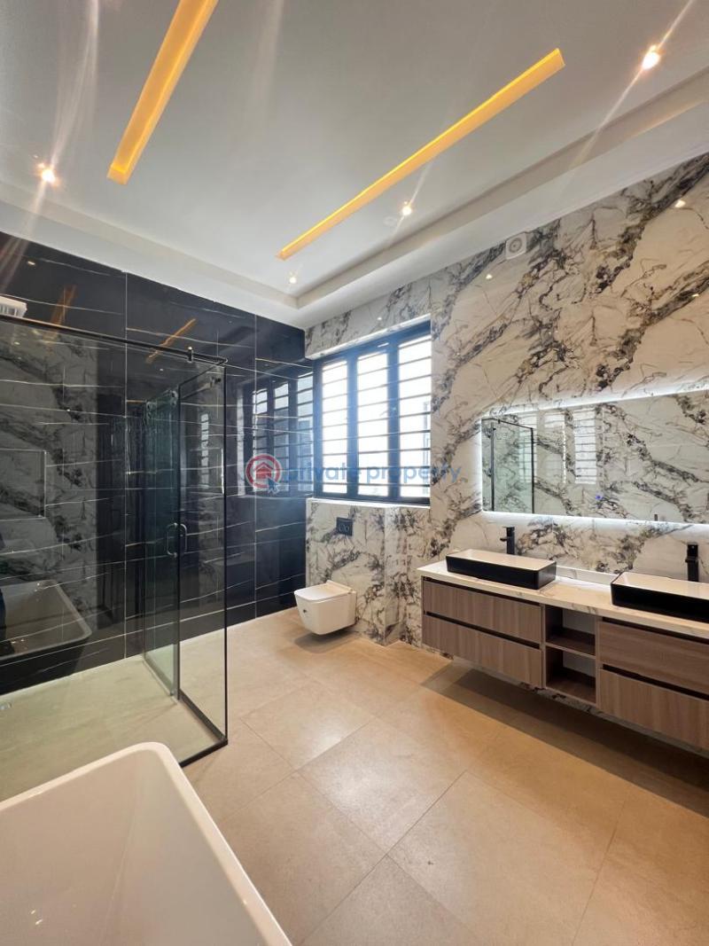 5 bedroom Detached Duplex For Sale Ikota Lekki Lagos - 3