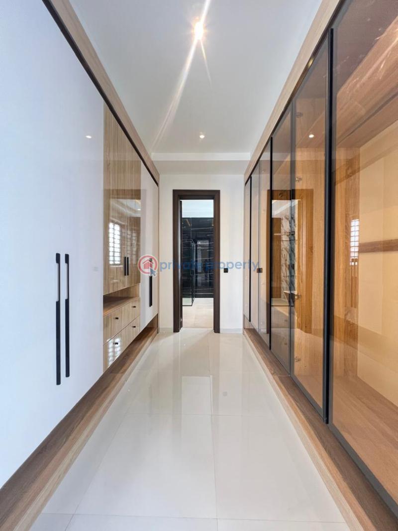 5 bedroom Detached Duplex For Sale Ikota Lekki Lagos - 37