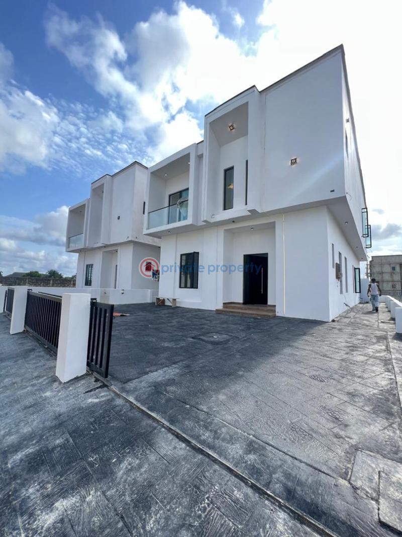 5 bedroom Detached Duplex For Sale Sangotedo Lagos - 4
