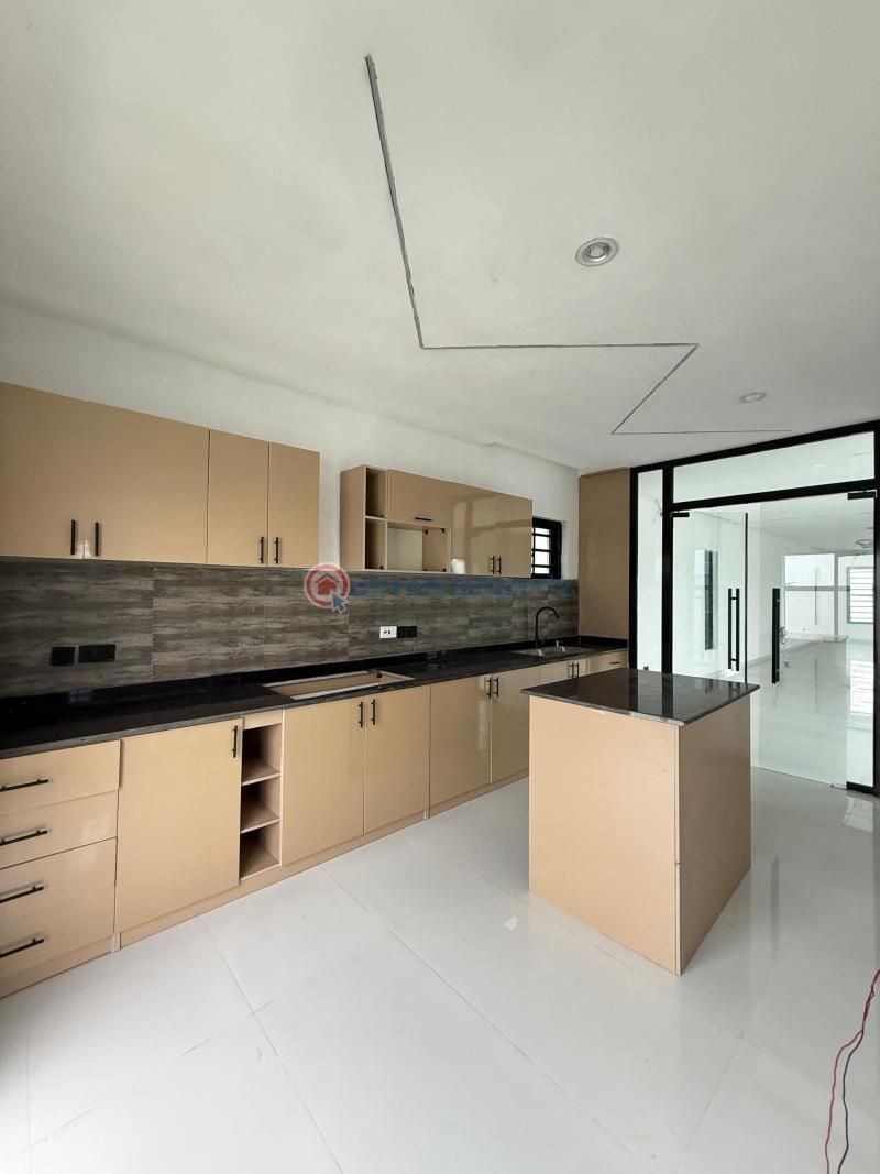 5 bedroom Detached Duplex For Sale Lekki Lagos - 5