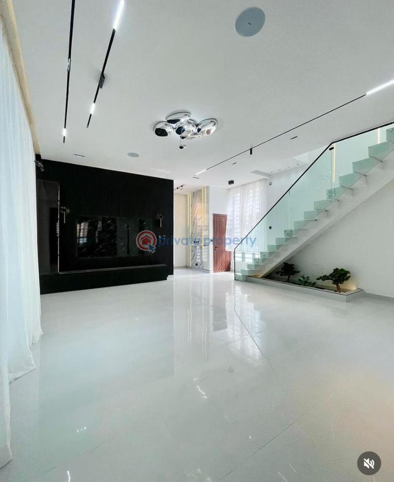 5 bedroom Detached Duplex For Sale Idado Lekki Lagos - 1