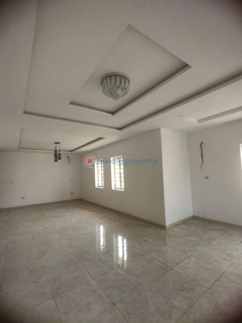 For sale 5 bedroom House Magodo Isheri Ikeja Lagos (PID 7PAEEG