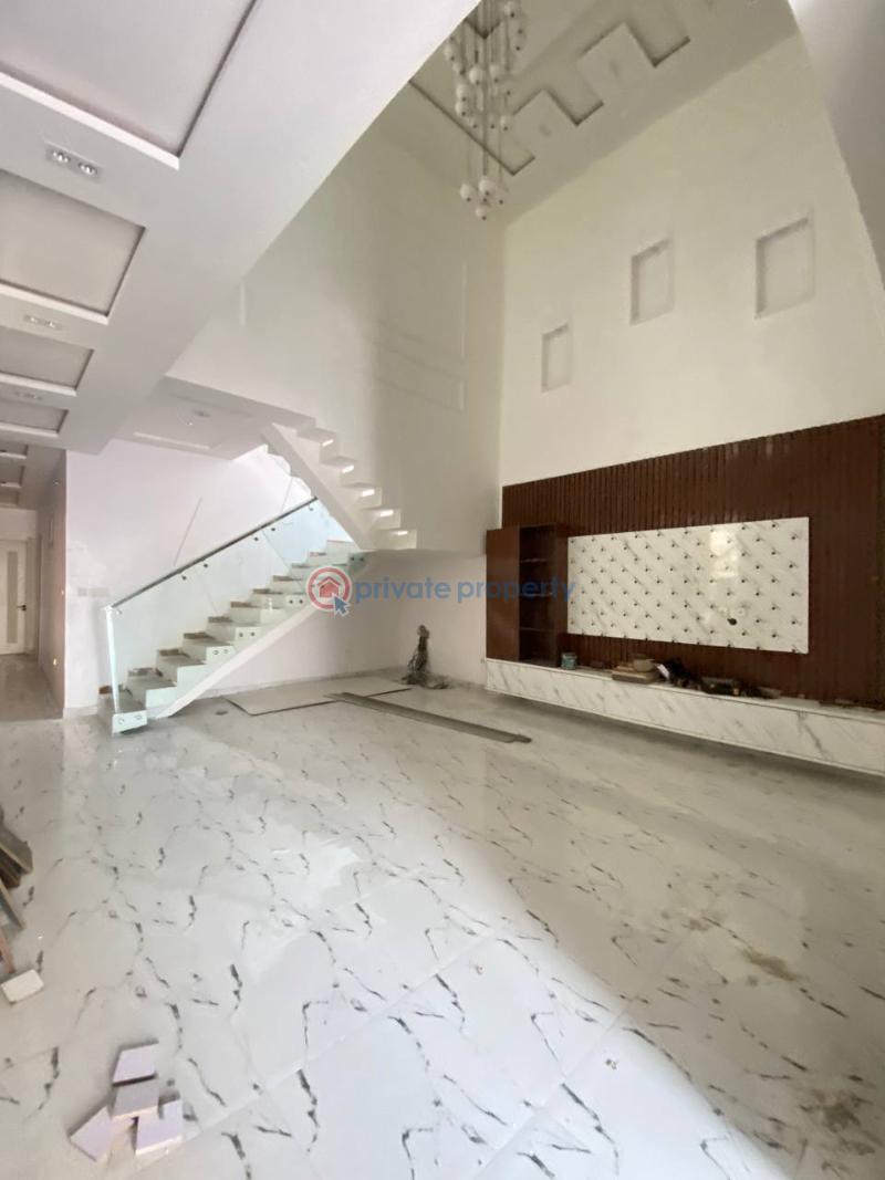5 bedroom House For Sale Lekki Lagos - 2