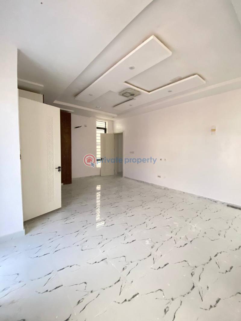 5 bedroom House For Sale Lekki Lagos - 3