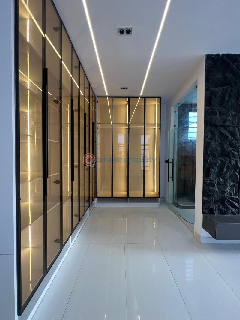 5 bedroom Detached Duplex For Sale Ikota Lekki Lagos - 3