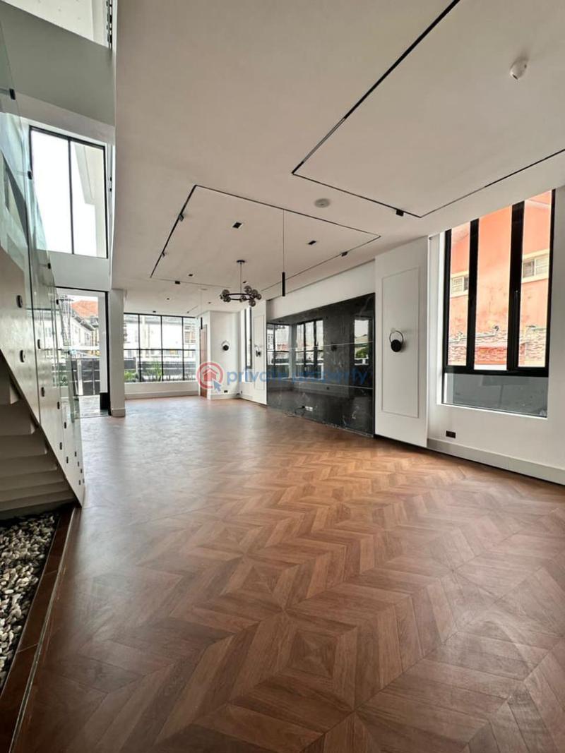 5 bedroom Detached Duplex For Sale Ikota Lekki Lagos - 4