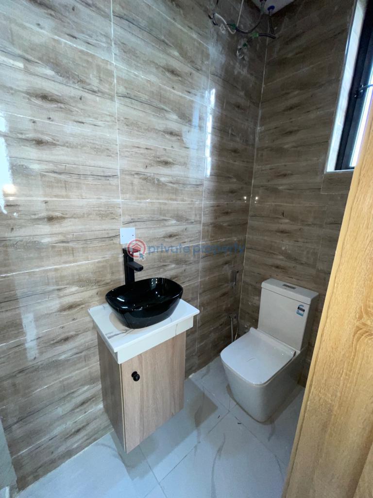 5 bedroom House For Sale Lekki Lagos - 13