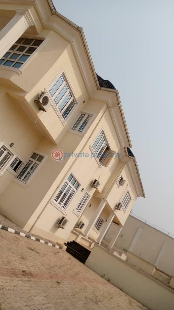 For sale 5 bedroom House At Alalubosa Gra Ibadan Ibadan Oyo (PID