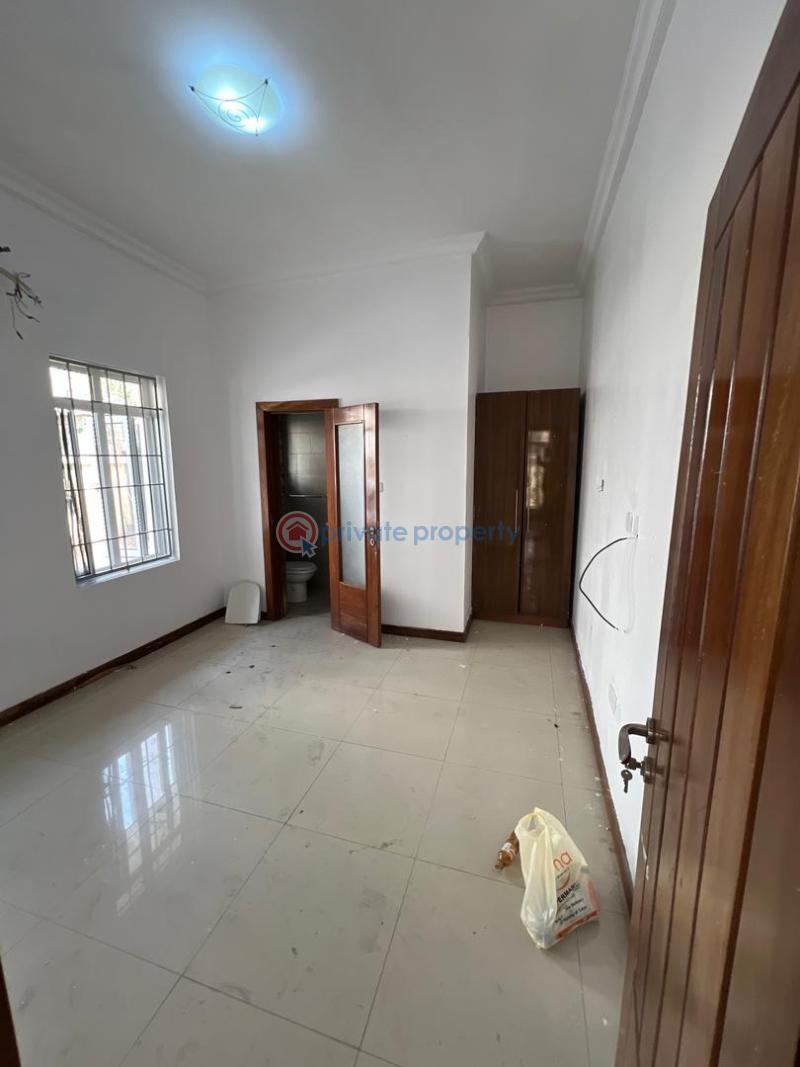 5 bedroom Detached Duplex For Sale Godson Olodiaya Close, Off Oniru Market, Lekki Phase 1 Lagos - 10