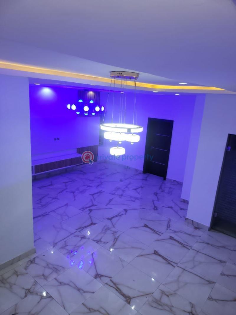 5 bedroom House For Rent Ogba Lagos - 1