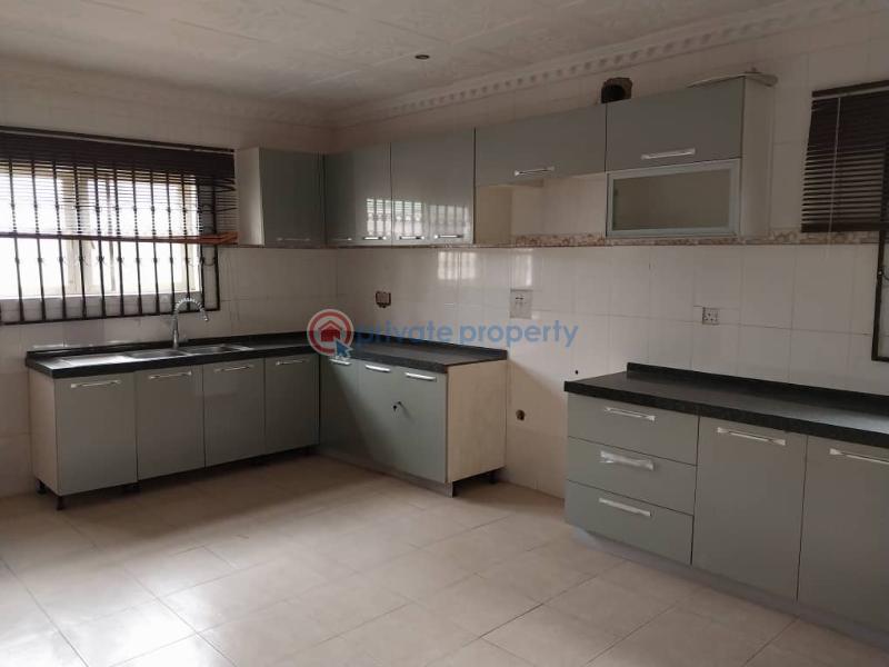 Flat & Apartment For Rent Ayoola Drive, Ibadan Oyo - 3