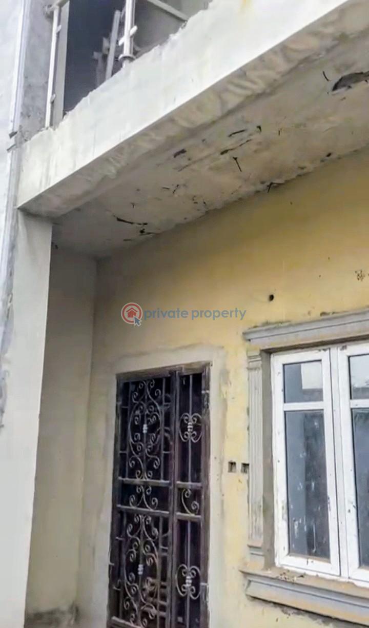Detached Duplex For Sale Crystal View Estate,oluodo Ikorodu Lagos - 7