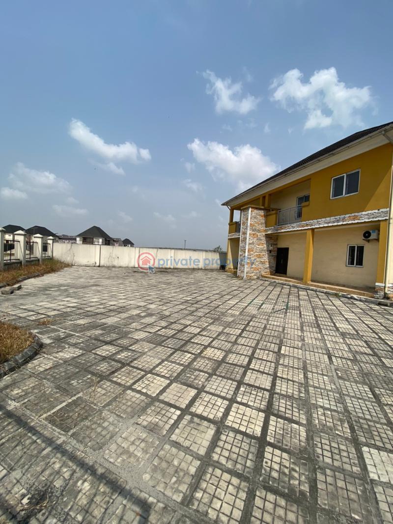 For rent 5 bedroom House Golf Estate Off Peter Odili Road Port