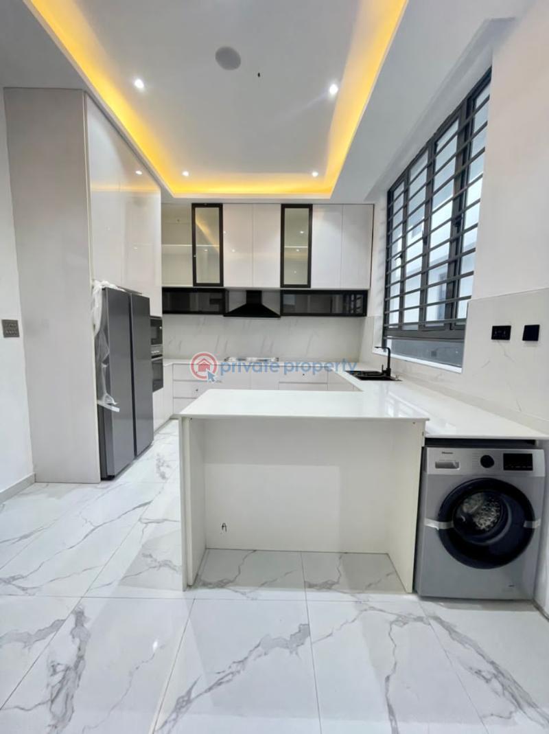 5 bedroom House For Sale Osapa London Lekki Lagos - 5