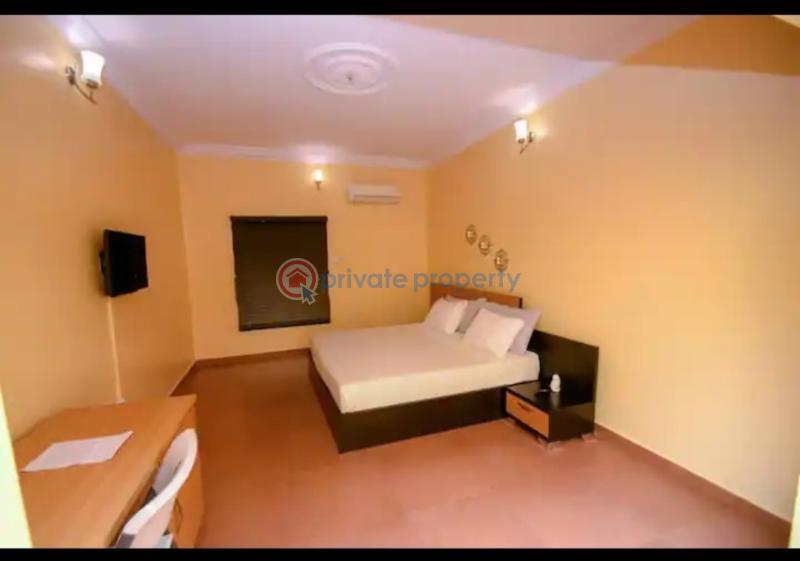 10 bedroom House Short let Off Ikeja Medical Center, Allen Avenue Ikeja Lagos - 3