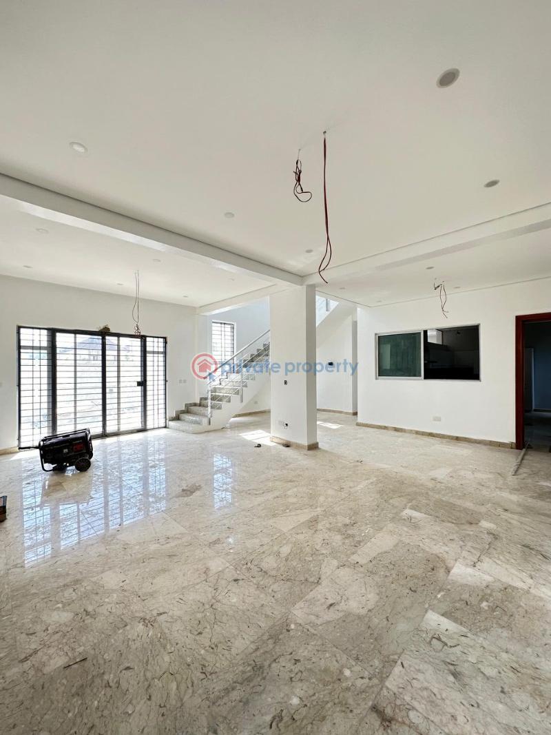 5 bedroom Detached Duplex For Sale Lekki Phase 1 Lagos - 3