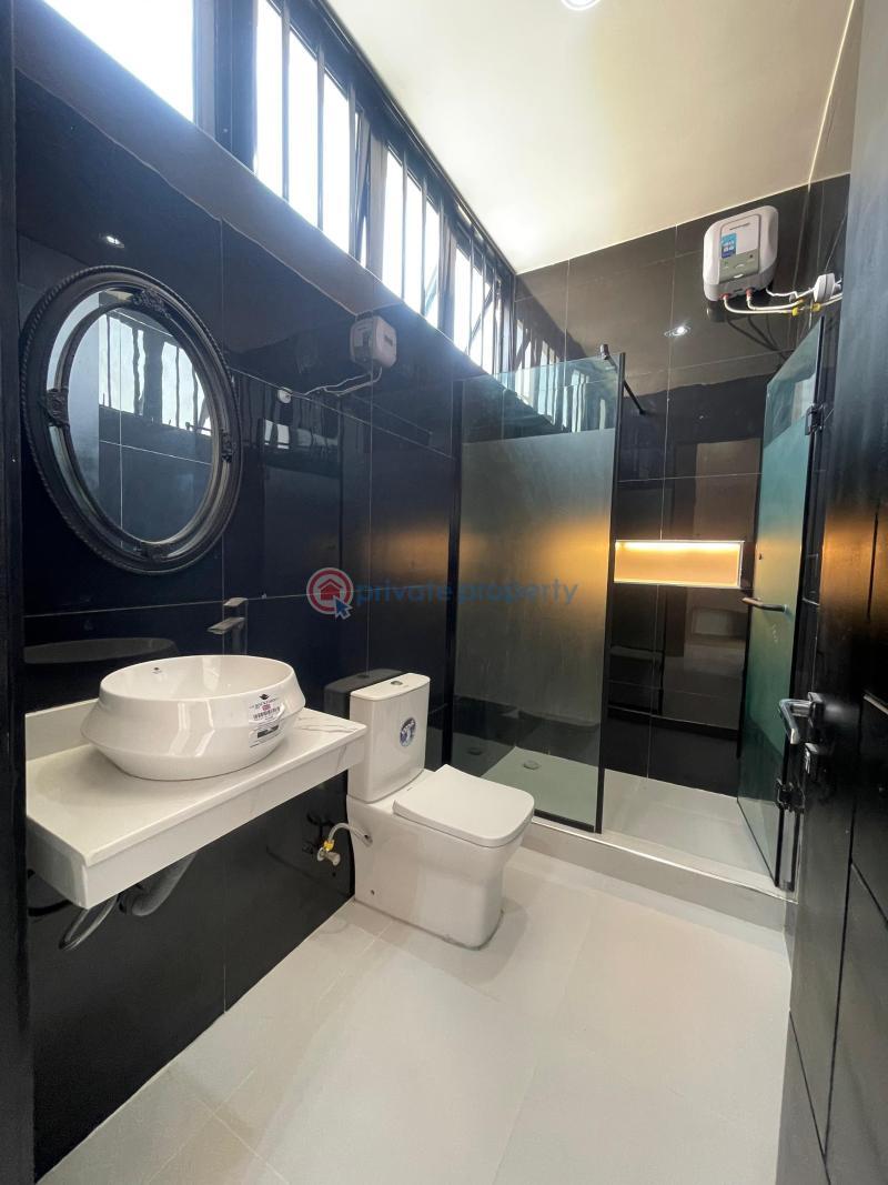 5 bedroom House For Sale Lekki Lagos - 11