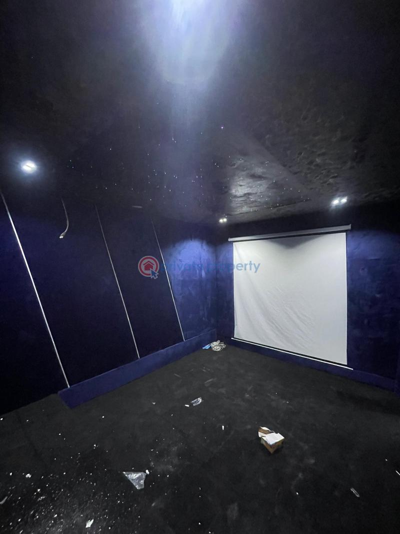 5 bedroom House For Sale Lekki Lagos - 8