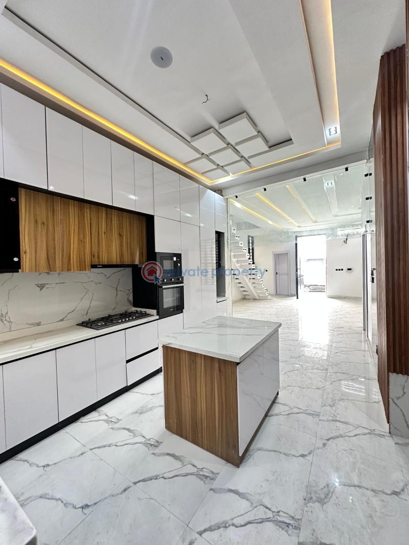 5 bedroom Detached Duplex For Sale Lekki Phase 2 Lagos - 4