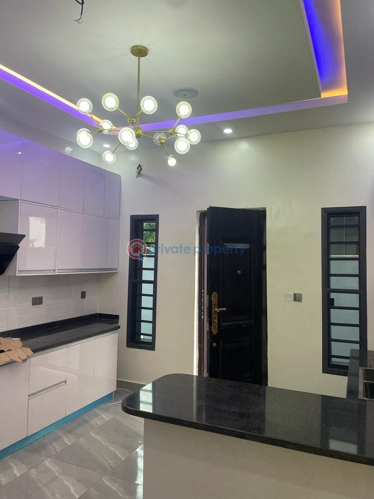 5 bedroom Detached Duplex For Sale Ogudu GRA Lagos - 6