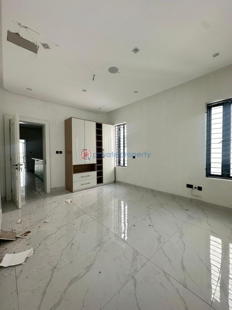 5 bedroom Detached Duplex For Sale Lekki Phase 1 Lagos - 9