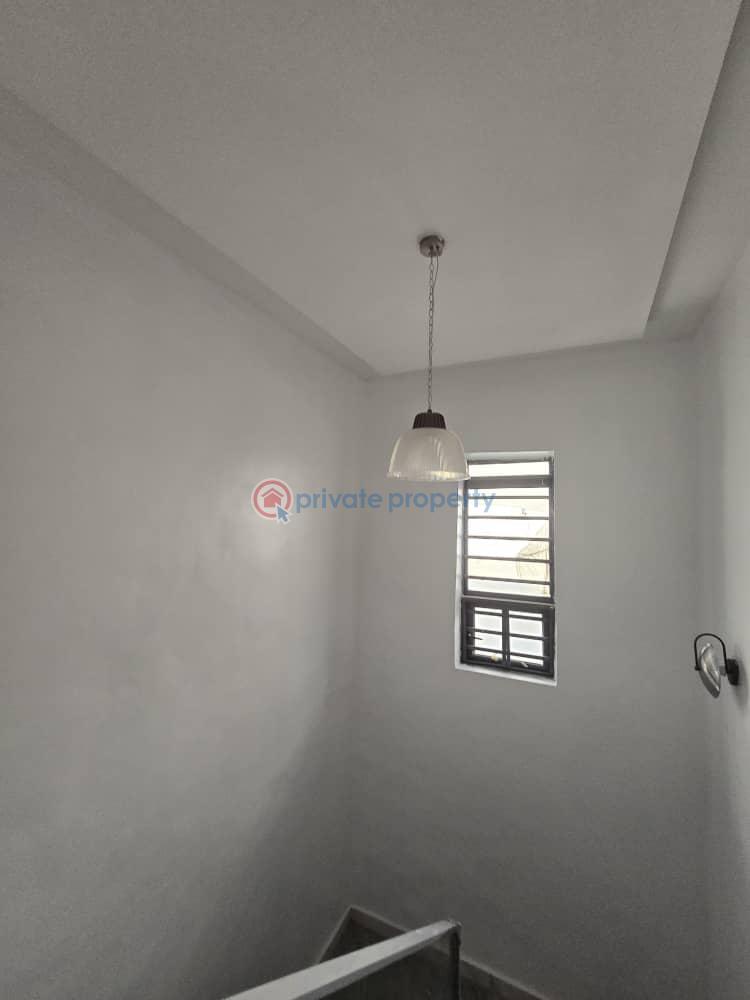 5 bedroom Detached Duplex For Sale Omole Phase 2 Ojodu Lagos - 4