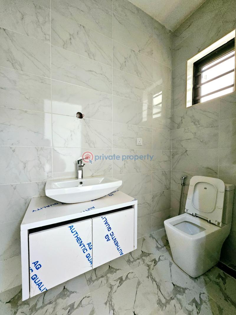 5 bedroom Detached Duplex For Sale Ikeja Omole Phase 1 Ojodu Lagos - 7