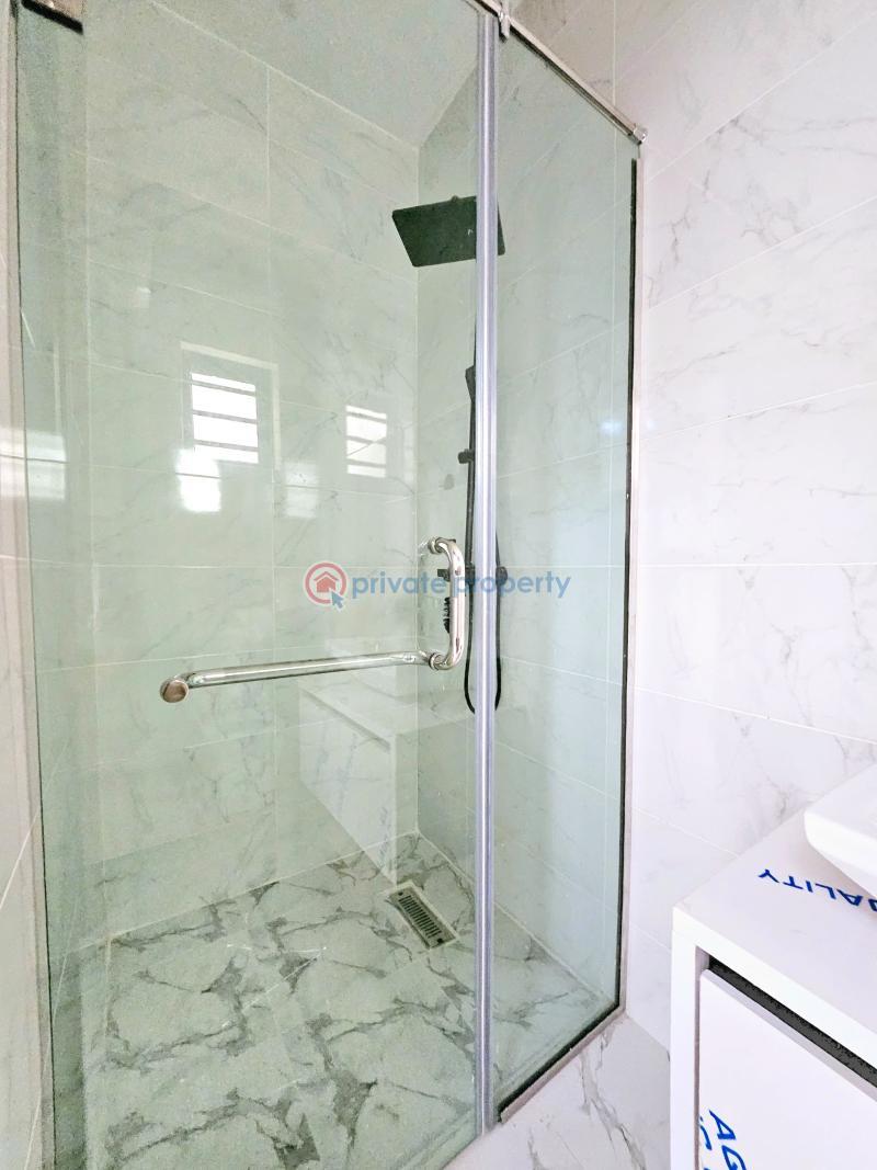 5 bedroom Detached Duplex For Sale Ikeja Omole Phase 1 Ojodu Lagos - 8