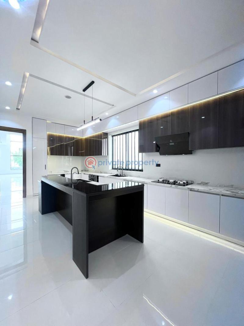 5 bedroom Detached Duplex For Sale Ikota Lekki Lagos - 11