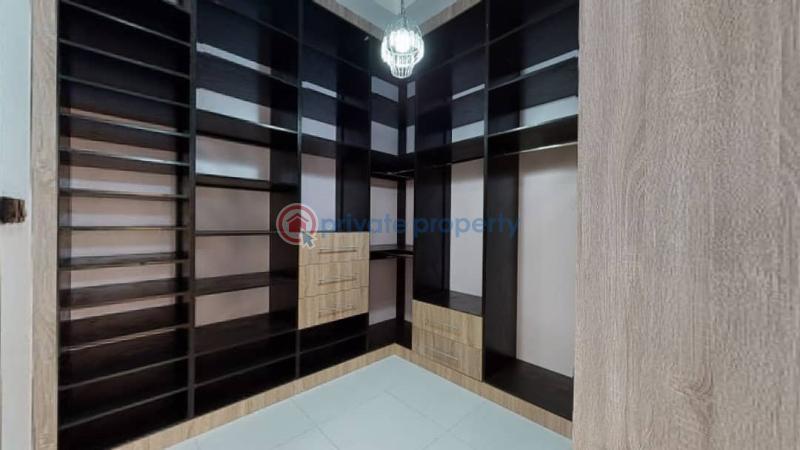 5 bedroom House For Sale Ado Road Along Lekki Expressway Lagos - 12