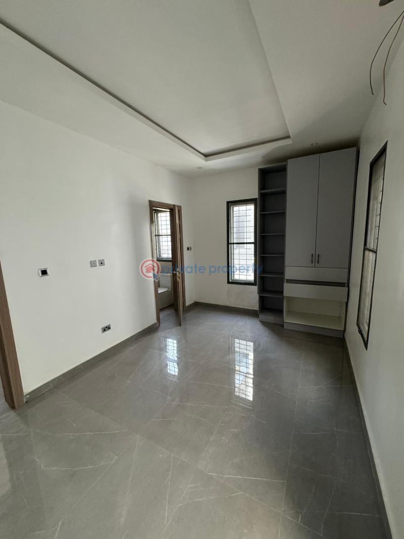 5 bedroom House For Rent Lekki Lagos - 4