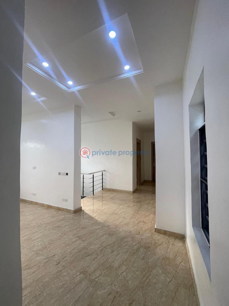 5 bedroom Detached Duplex For Sale Chevron Drive Lekki Lagos - 0