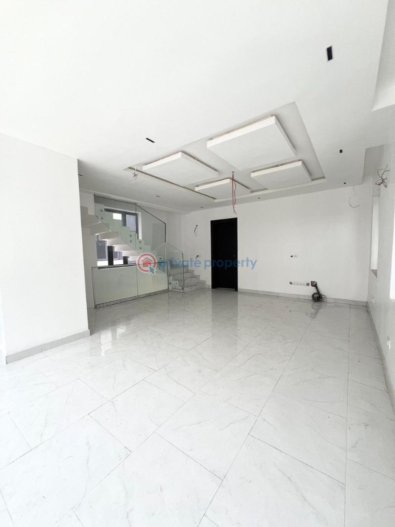 5 bedroom Detached Duplex For Sale Lekki Lagos - 1