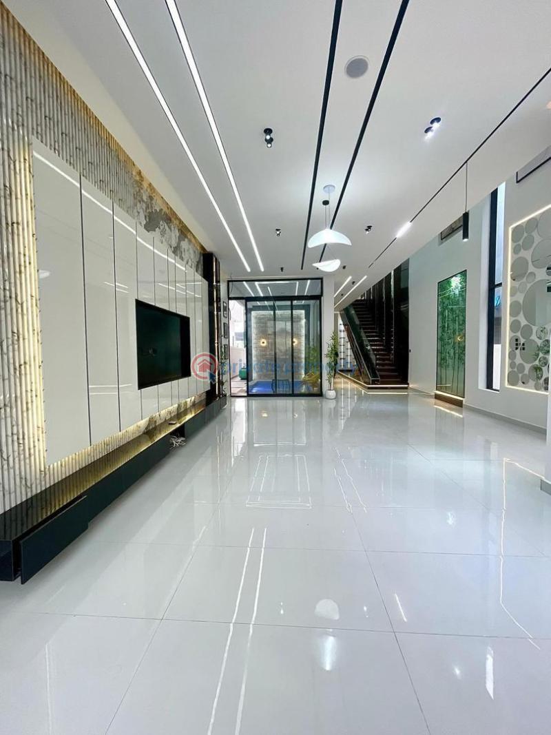 5 bedroom Detached Duplex For Sale Chevron Toll Gate Lekki Lekki Phase 2 Lagos - 3