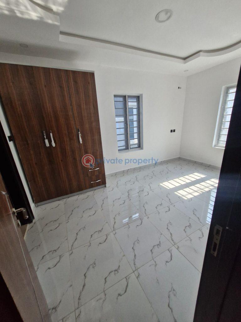 5 bedroom Detached Duplex For Sale Ilasan Lekki Lekki Phase 2 Lagos - 8