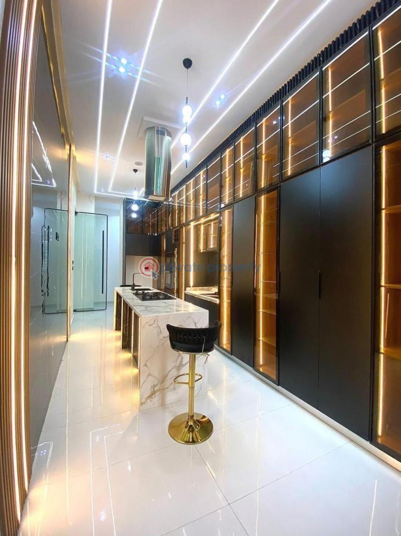 5 bedroom Detached Duplex For Sale Chevron Toll Gate Lekki Lekki Phase 2 Lagos - 8