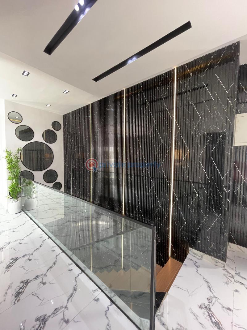 5 bedroom Detached Duplex For Sale Lekki Phase 2 Lagos - 9