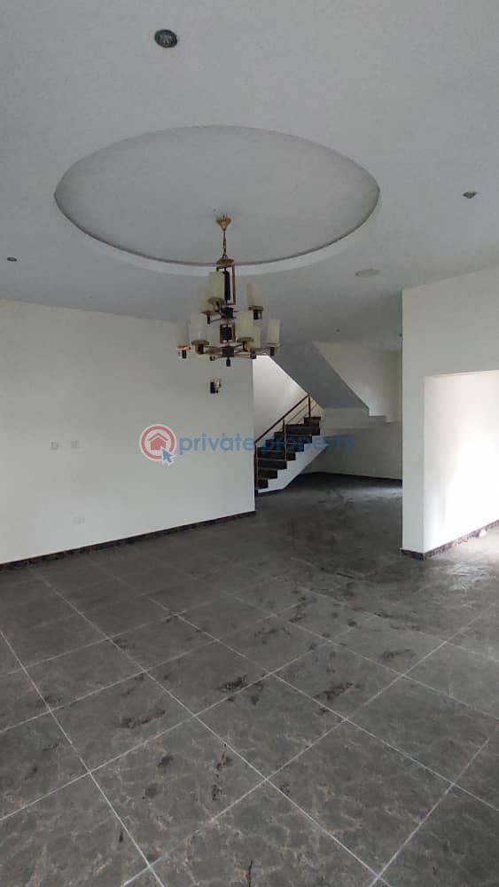 5 bedroom House For Sale Lekki Lagos - 1