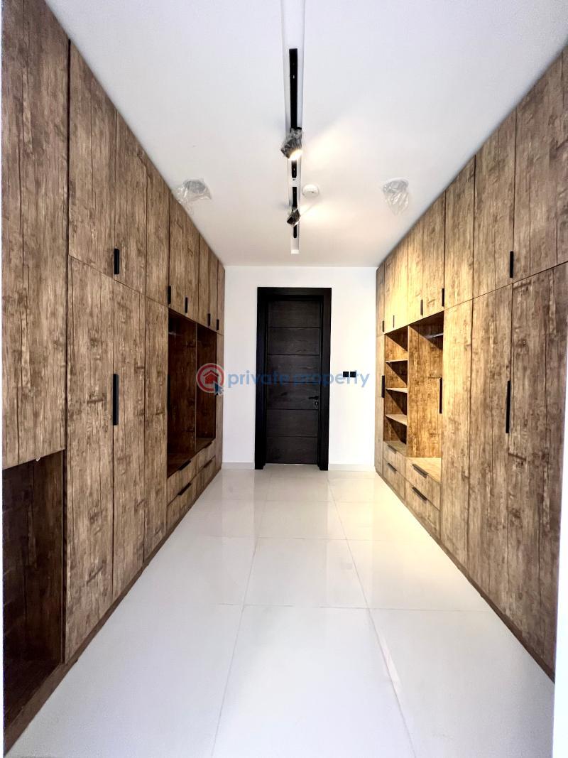 5 bedroom House For Sale Lekki Lagos - 11