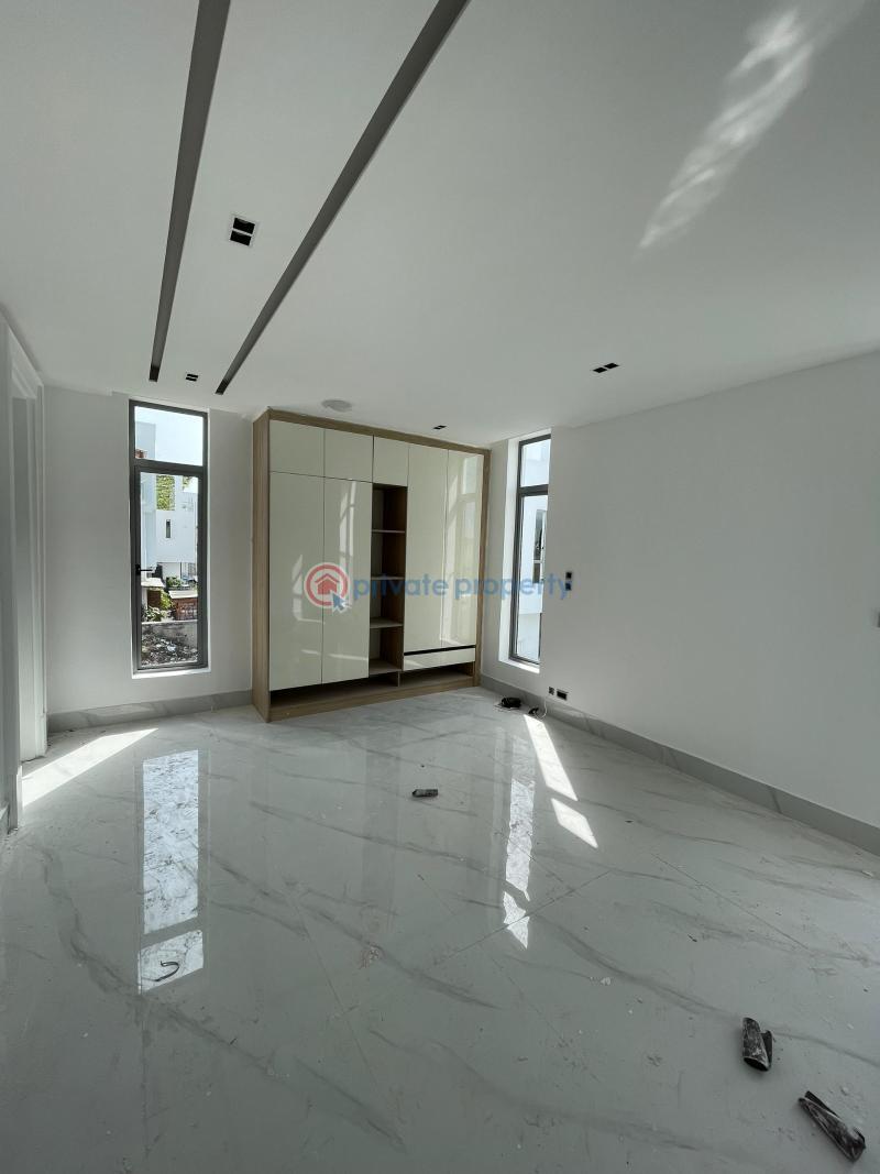 5 bedroom Semi detached Duplex For Sale Osapa London Lekki Lagos - 1
