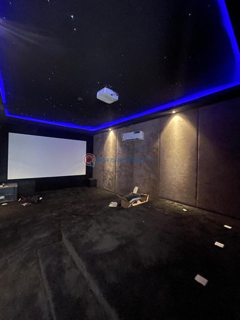 5 bedroom House For Sale Lekki Lagos - 14