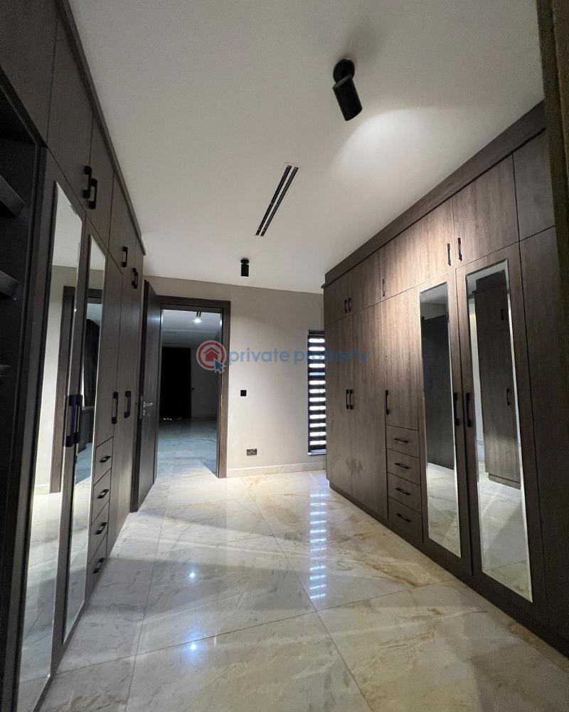 5 bedroom House For Sale Jahi Abuja Phase 2  - 2