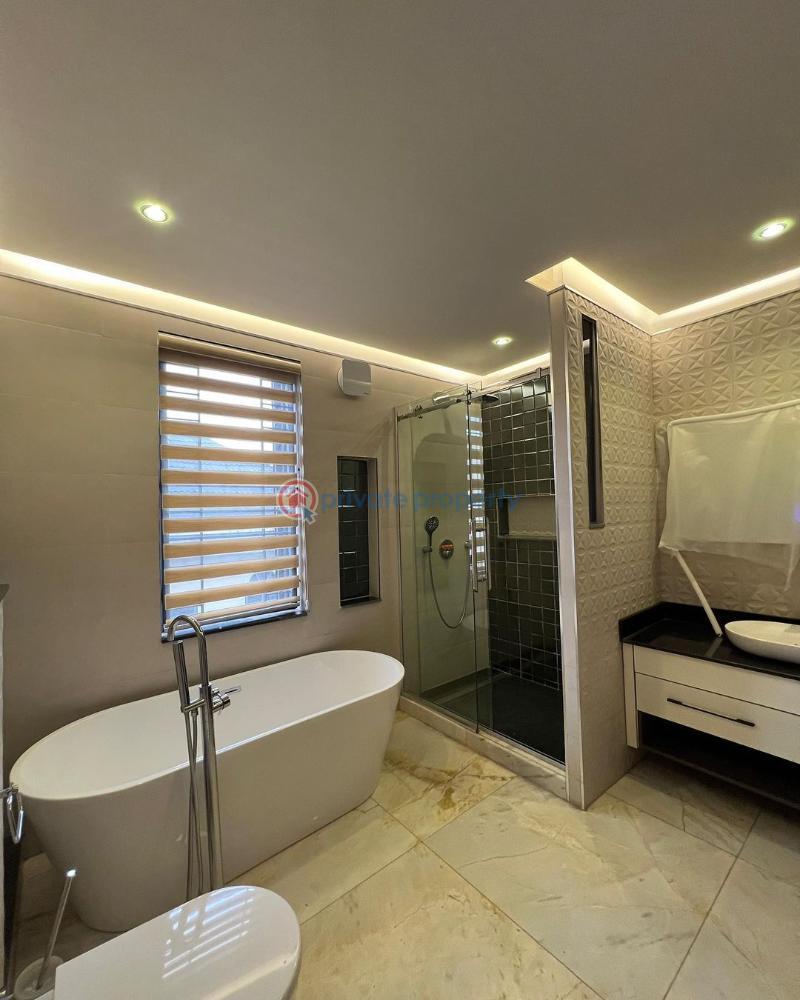 5 bedroom House For Sale Jahi Abuja Phase 2  - 1