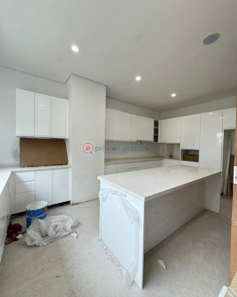 5 bedroom Terraced Duplex For Sale Banana Island Ikoyi Lagos - 3