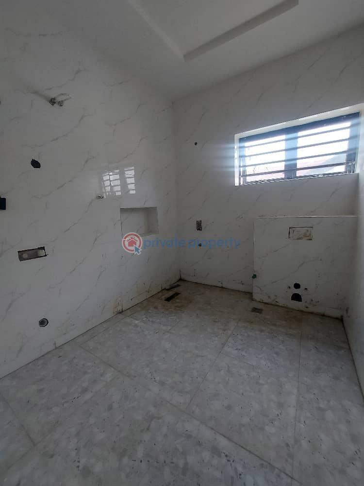 5 bedroom Semi detached Duplex For Sale Magodo GRA Phase 2 Kosofe/Ikosi Lagos - 0