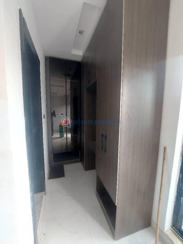 5 bedroom Semi detached Duplex For Sale Magodo GRA Phase 2 Kosofe/Ikosi Lagos - 8