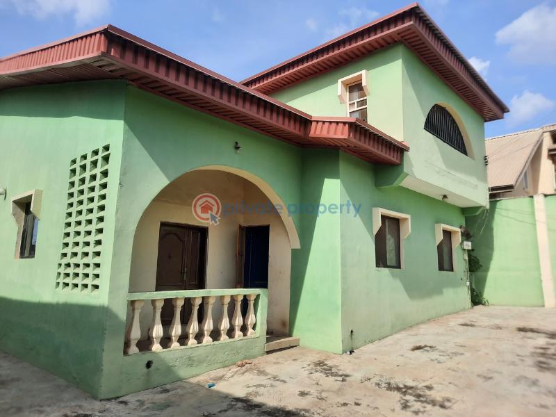 5 bedroom Detached Duplex For Sale Felele Rab Ibadan Oyo - 1