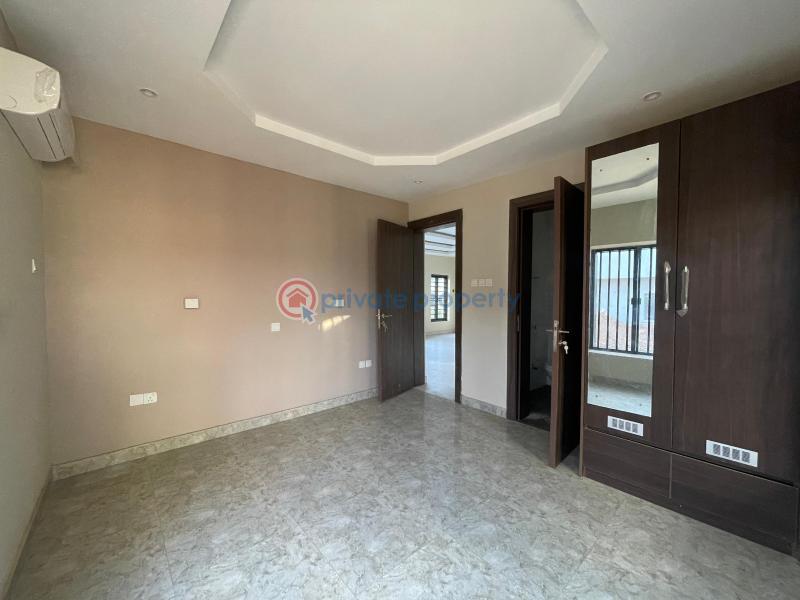 4 bedroom Detached Duplex For Sale Gulf Drive Estate, Onireke Ibadan Oyo - 9