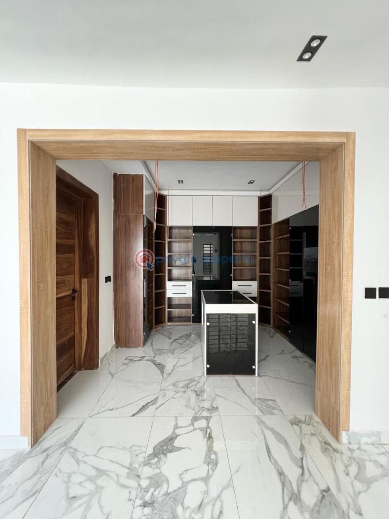 5 bedroom Detached Duplex For Sale Osapa London Lekki Lagos - 11